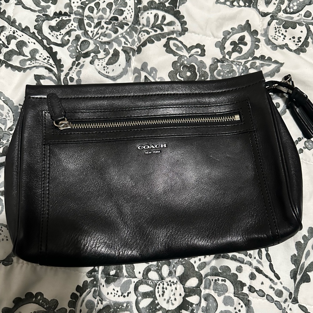 Coach Black Leather Zip Wristlet